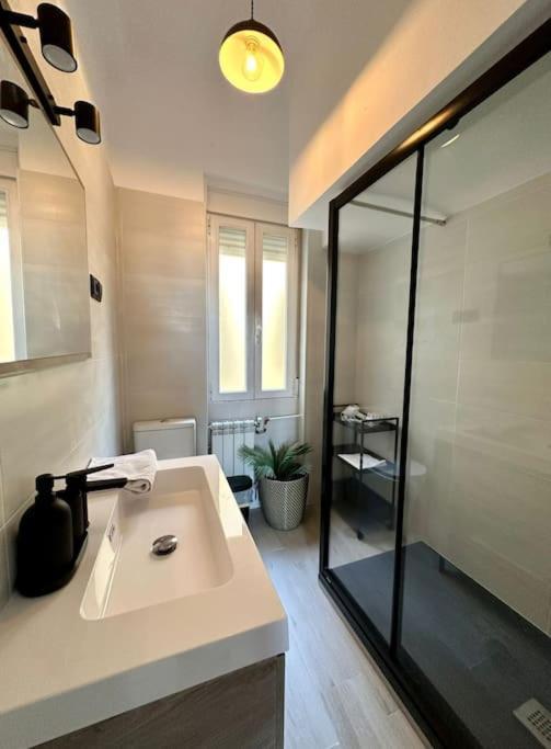 Nuevo Apt De Diseno Para 7Pax En Centro/La Latina Madrid Extérieur photo